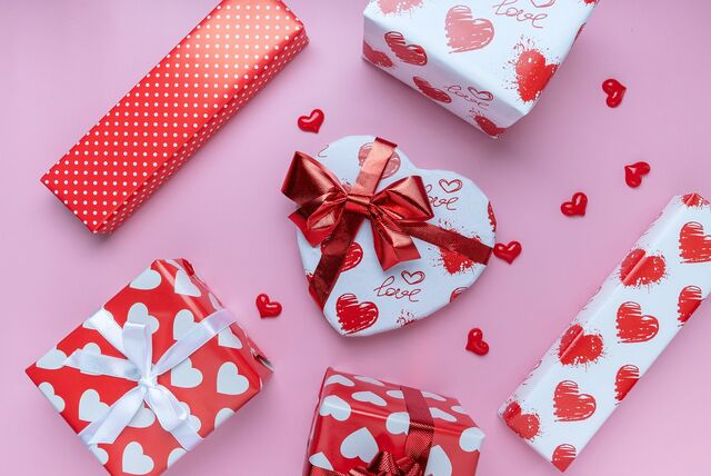 Valentine's Day Romantic Giveaway!